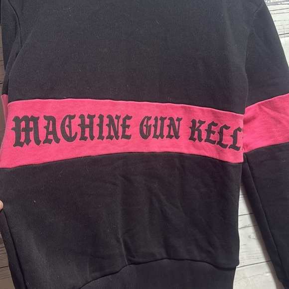 Machine Gun Kelly XX sweatshirt - Picture 3 of 6